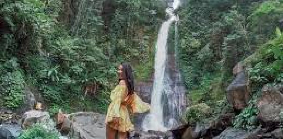 Air terjun sekumpul