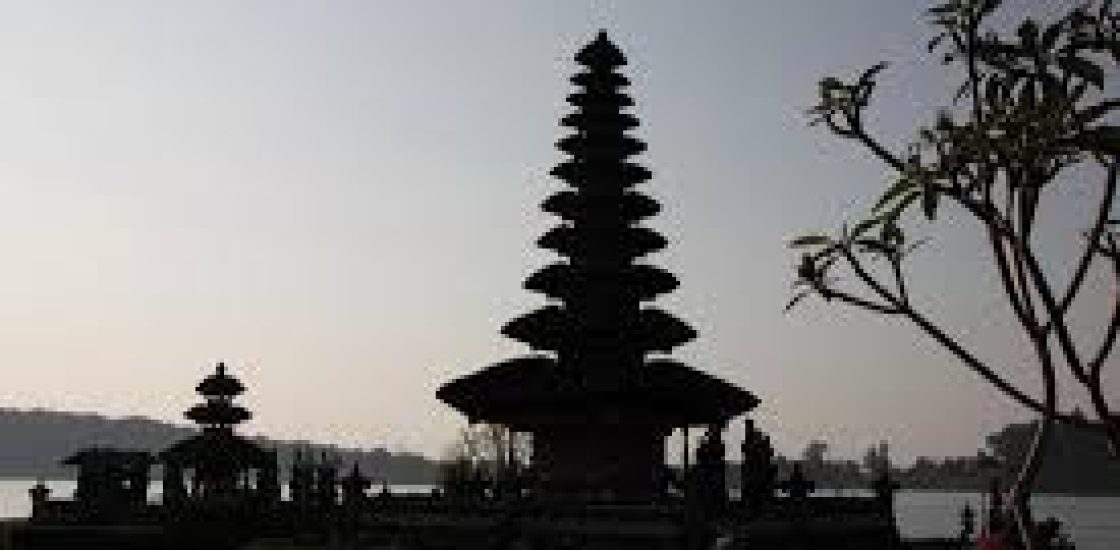 Danau BEratan